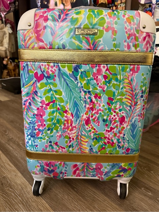 Lilly Pulitzer Handbags - Lilly Pulitzer Hard Shell Carry-On Suitcase